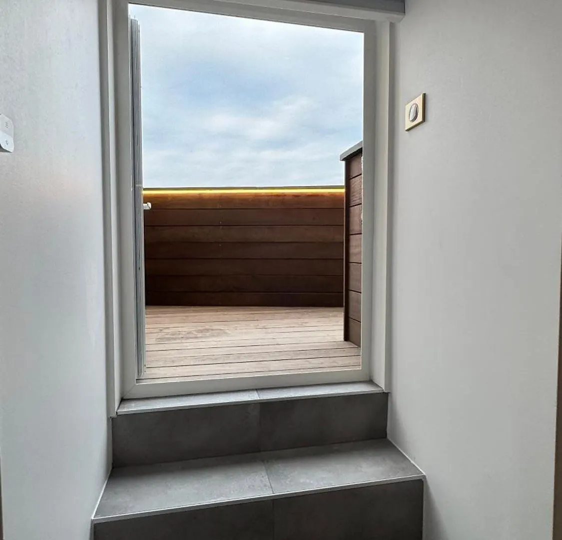 Le Loft Mentonnais Apartment