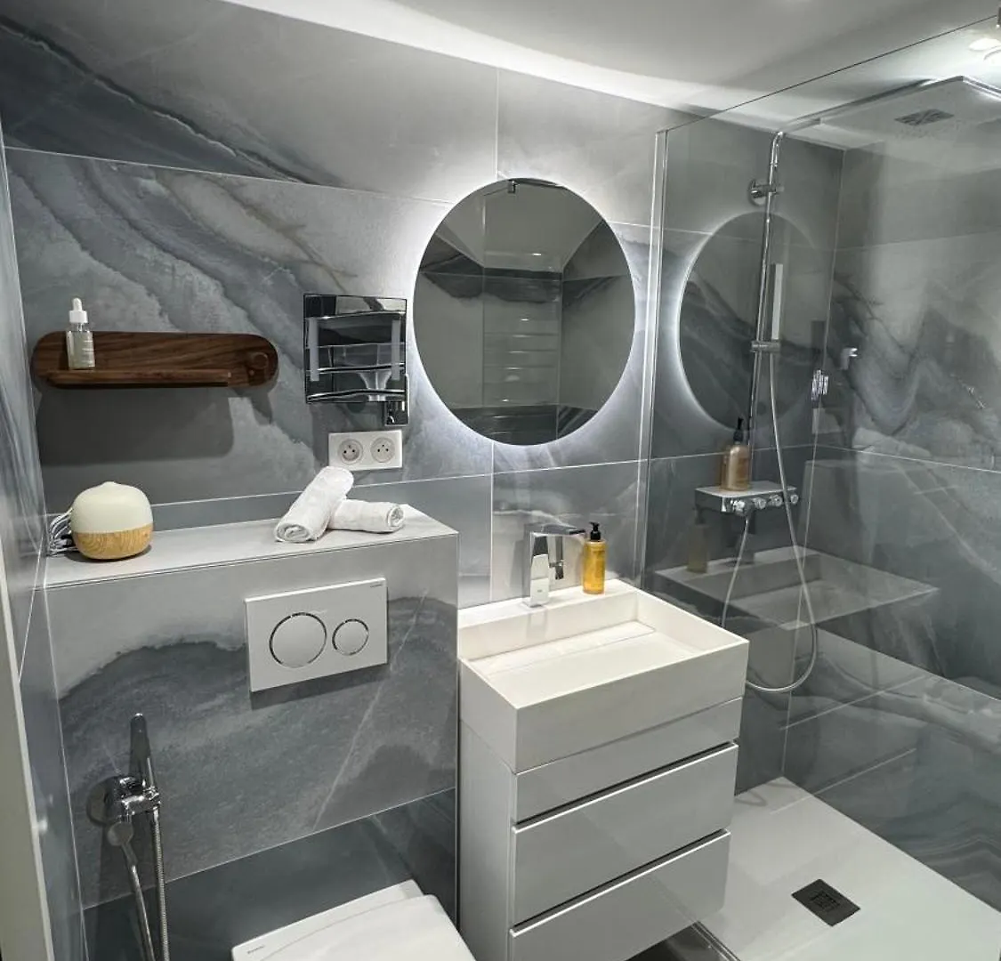 Le Loft Mentonnais Apartment