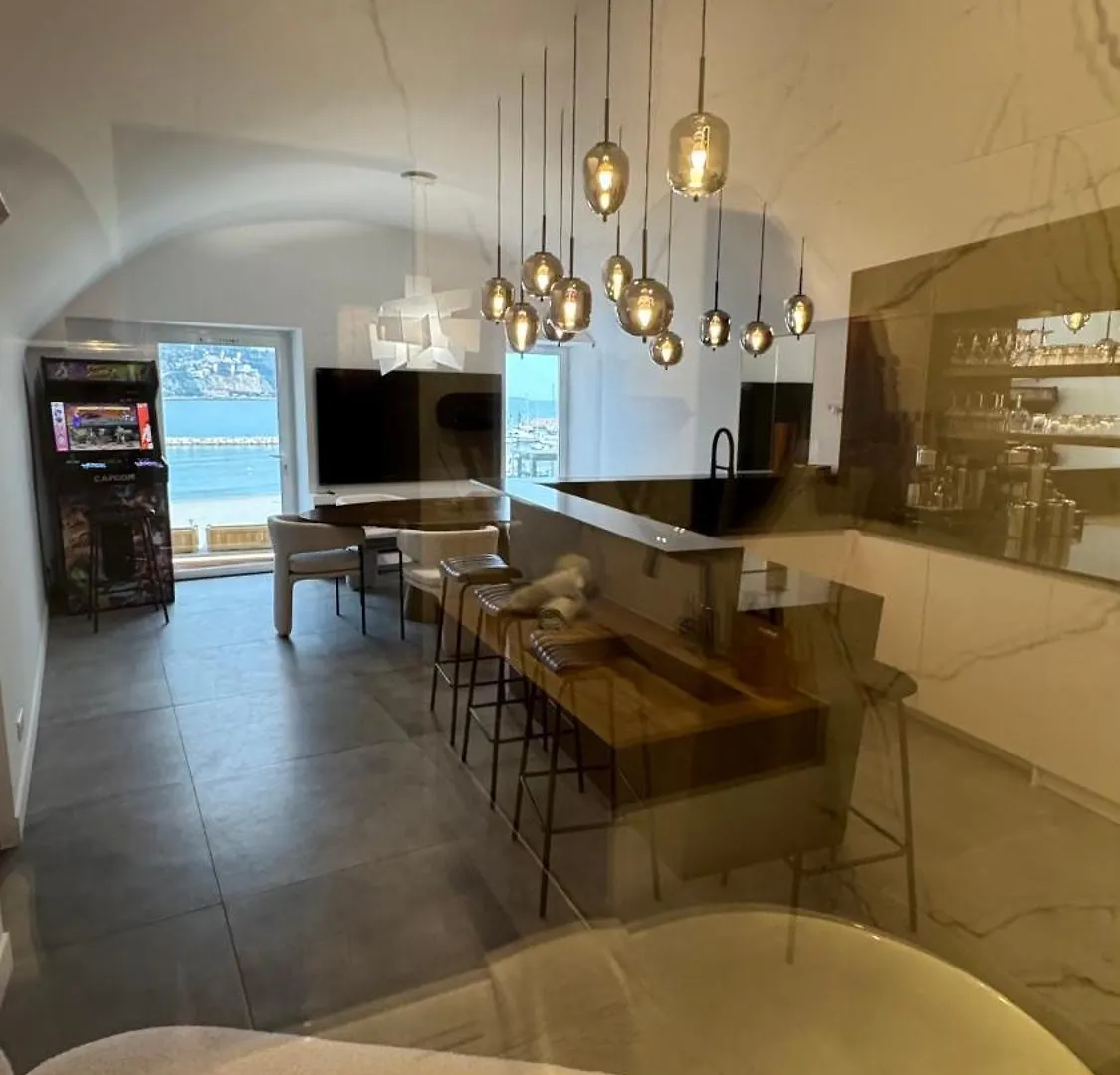 Le Loft Mentonnais Apartment