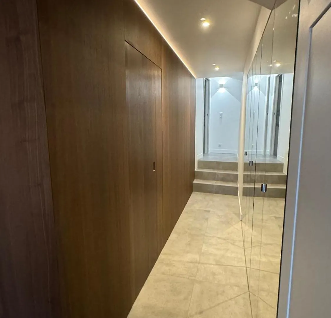 Le Loft Mentonnais Apartment